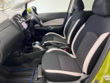 【車内ルームクリーニング済】専門スタッフにより車内はきれいにルームクリーニングを行っております。