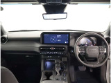 オシャレなインテリアで運転する気分も盛り上がりますよね^^