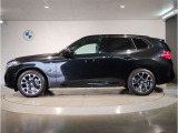 【BMWのxDrive】xDriveはいかなる状況下でも安定した走りを実現しています。 これによりストレスなく運転できることはもちろんのこと、安全性能も向上しています。