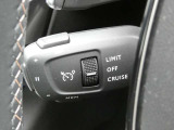 年間500台以上の中古車販売実績が御座います。安心してお乗り頂けるようきちんと整備、点検しご納車致します。
