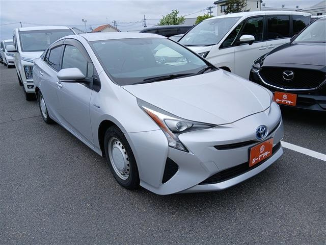 プリウス 1.8 S E-Four 4WD 禁煙車 純正ナビ バックカメラ