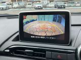 バックカメラで車庫入れをサポートします!