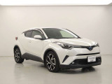H30年式トヨタCH-R G パール 走行距離は118,000キロですが全体的に状態のいい車両になります
