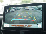 バックモニター(黄色いガイドラインのお陰で、駐車がしやすいです)