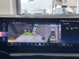 トップビューカメラ前後クリアランスソナー付なので、駐車が苦手な方でも安心です。ガイドの表示・非表示も切り替え可能です