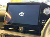 【純正10型ナビ】人気の純正ナビを装備。オーディオ機能も充実しており、Bluetooth接続すればお持ちのスマホやMP3プレイヤーの音楽を再生可能!毎日の運転がさらに楽しくなります!!