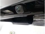 バックカメラが付いているので後方確認が非常にしやすいです。今や運転初心者も熟練者も必須装備!ついていて損はないですね♪