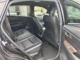 ゆとりある広々とした車内空間は、ドライブを始め買い物やレジャーなど、幅広く活躍します。一人でもみんなとでもお出かけを楽しみましょう!