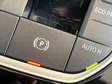 ●オートホールド:高級車に多く装備されている、電動パーキングブレーキです。信号待ちの際でもブレーキを踏み続けておく必要がなくなります!