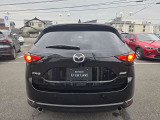 お車の後面の写真です。