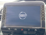 【メーカー純正ナビ】インテリアに溶け込むスタイリッシュな「専用設計」メーカーナビを装備♪視認性や操作性など基本性能にも優れ、より上質なカーライフをお楽しみいただけます。