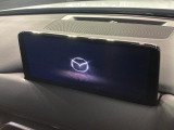 【純正ナビ】人気の純正ナビを装備。オーディオ機能も充実しており、Bluetooth接続すればお持ちのスマホやMP3プレイヤーの音楽を再生可能!毎日の運転がさらに楽しくなります!!