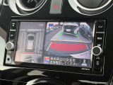 [アラウンドビューモニター]車両を上から見たようなカメラで周りの障害物などが一目瞭然!駐車が苦手な方でも、らくらく駐車♪