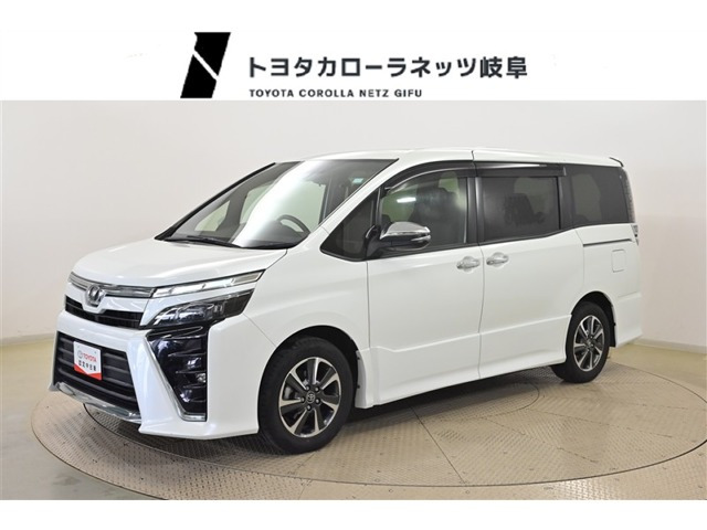トヨタ ヴォクシー 