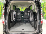普段のお買い物や通勤、送迎等に十分な荷室スペースを確保しております。セカンドシートを倒すと、大きな荷物の積載も可能です♪