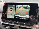 【アラウンドビューモニター】はまるで上から見ているような視点で周囲を確認できます!駐車が苦手な方でも安心して駐車できますね♪