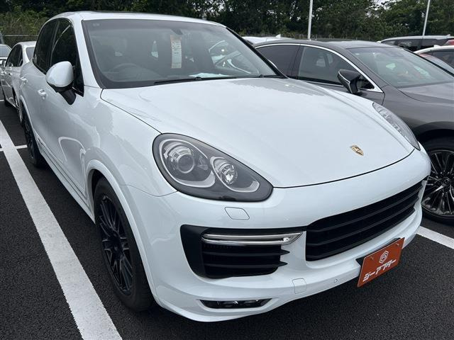 カイエン GTS ティプトロニックS 4WD 禁煙車 サンルーフ ブラックハーフレザーシ