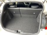 普段のお買い物や通勤、送迎等に十分な荷室スペースを確保しております。