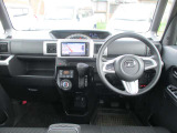 中古車販売士の資格を持った担当がご案内させて頂きます。お気軽にご相談下さい。