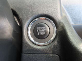 スマートキー装備車なので、キーを取り出さなくてもエンジン始動が可能です。