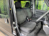 運転席シート廻りは使用感も少なく、良好な状態となっています。丁寧に使われていたことがよくわかりますね。