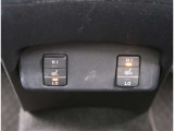 【シートヒーター】寒い日の運転など冷えやすい脚部を快適に温めてくれる。嬉しい機能♪