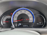 【スピードメーター】メーターがシンプルで見やすく運転しやすいですね。