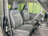 運転席シート廻りは使用感も少なく、良好な状態となっています。丁寧に使われていたことがよくわかりますね。