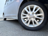 【純正14インチアルミホイール】外観にマッチした純正アルミホイールを装着しております。各種社外アルミホイールや、スタッドレスタイヤも取扱いしております。是非ご相談ください♪