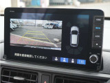 【バックカメラ】駐車が苦手な方でも安心してお乗りいただけます。リバース連動で画面が切り替わるのでとっても便利です。
