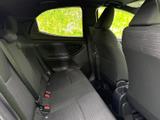 運転席側後部座席