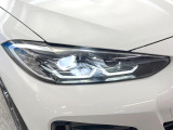 ●LEDヘッドライト:夜間走行時も良好な視界を確保し安心して運転できる高輝度LEDヘッドライトを装備!点灯速度が早く、消費電力も抑えられています。