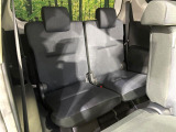 3列目シートはもちろん状態良好☆大人でもゆったりと座って頂けますので、大人数でのお出かけもラクラクです♪ご家族で、気の知れた仲間で、ドライブに行くのが楽しみですね♪