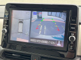 【アラウンドビューモニター】専用のカメラにより、上から見下ろしたような視点で360度クルマの周囲を確認することができます☆死角部分も確認しやすく、狭い場所での切り返しや駐車もスムーズに行えます。