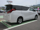 トヨタの中古車には全国5,000ヶ所のネットワークで修理保証が受けられる手厚い保証が1年間ついてくるため、安心で快適なカーライフをお約束します。メーカー・年式は問いません!一部対象外車両もあります