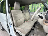運転席シート廻りは使用感も少なく、良好な状態となっています。丁寧に使われていたことがよくわかりますね。
