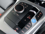 BMWライフをさらに素晴らしいものにするために、BMWカードもご用意しております。ご利用金額1,000円ごとに1ポイントたまります。BMW正規ディーラーでのご利用につきましてはポイントが2倍になります。
