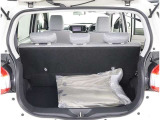 開口部の広いラゲージスペースは、ゴルフバックなどの荷物もラクラク積み込めます。
