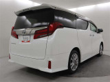 お車のバックスタイルのお写真です(^^♪