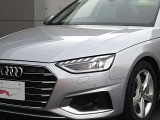・斜めからAudiを見るとプレス技術の高さを感じることができます。