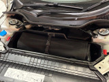 積み下ろしのしやすいデッキにはたっぷりと荷物を積み込んでいただけます。遊びから仕事まで、様々なシーンで頼れます♪