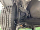 お車を安心してお乗りいただく為には、足回りの定期点検が欠かせません。サービスサポート(有償保証)では無料点検もご提供しており、安心のカーライフをお過ごしいただけるサポート体制が整っています。