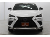 NX 300h Fスポーツ 後期 禁煙車 パノラマルーフ 黒革シート
