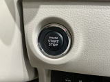 ワンプッシュでエンジンのスタート、ストップが出来て便利です。