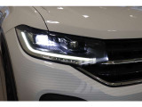 LEDヘッドライト+LEDテールランプ付き。高い視認性を確保しながら、消費電力の少なさと長寿命を実現させた次世代のライトです。