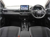 ◆視界広々で非常に運転しやすくロングドライブでも疲れを感じさせないすっきりとまとまったインパネ周りです。