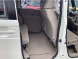 展示車になる工程で室内クリーニングをさせて頂き皆様に安心して触っていただけるよう展示させて頂いております。内外装で気になる点など御座いましたら詳細を写真などでご案内できますのでご遠慮なくお尋ね下さい。