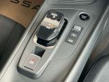e-POWERならではの、スタイリッシュなシフトノブ周りがカッコイイ!