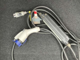 純正充電ケーブルも付属されています。