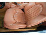 ・専用強化フロントスタビライザー(23mm径)・レッドブレーキキャリパー・レーシングブレーキパッド・専用可変セッティングブレーキサーボ